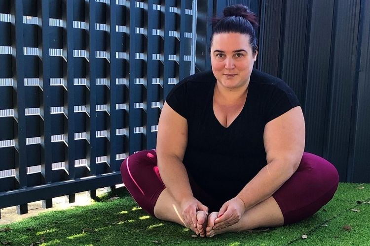 Catherin Zimbounellis, Cat Zim Moves – yoga for your body and myth busting!