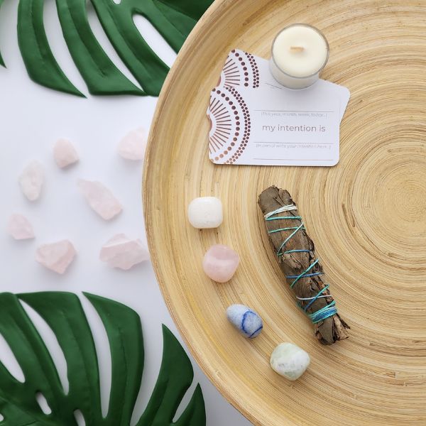 Intention Setting Kit for Manifestation – Crystals, Smudge, Candle