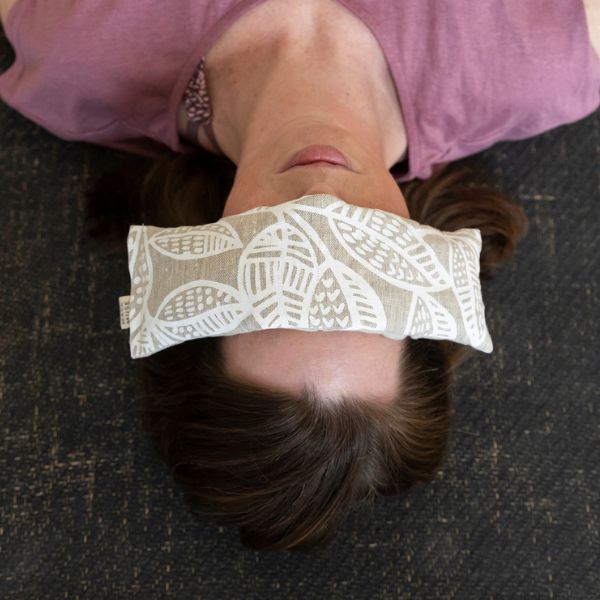 Relax & Unwind with this lavender filled Handcrafted Eye Pillow – Perfect for meditation, Shavasana, or moments when you need relaxation.